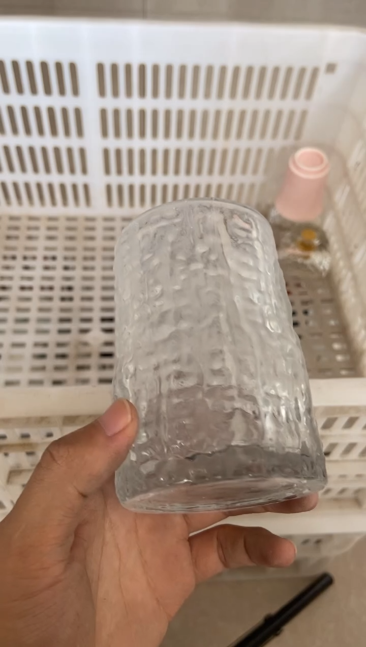 无运费险有瑕疵的摄影的产品有使用过的痕迹有点脏介意勿拍