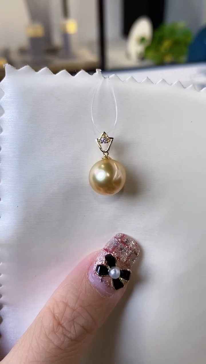 【闪购商品】海水珍珠吊坠(不含链)18K金镶嵌10-11南洋金珍珠吊坠