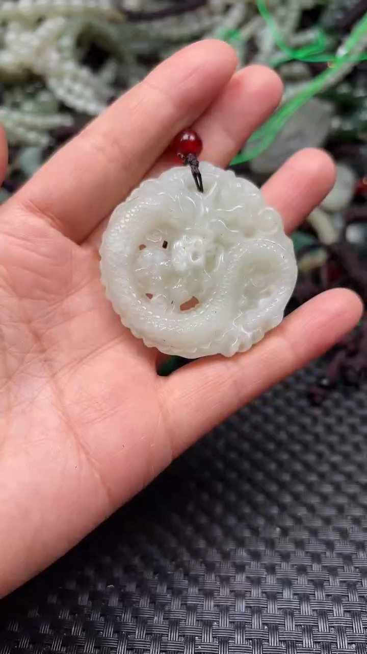 【闪购商品】和田玉颈饰未镶嵌1