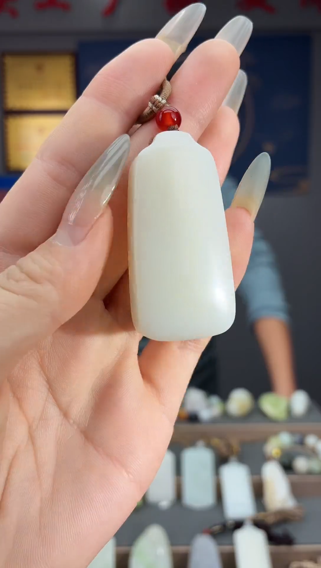 颈饰未镶嵌和田玉1