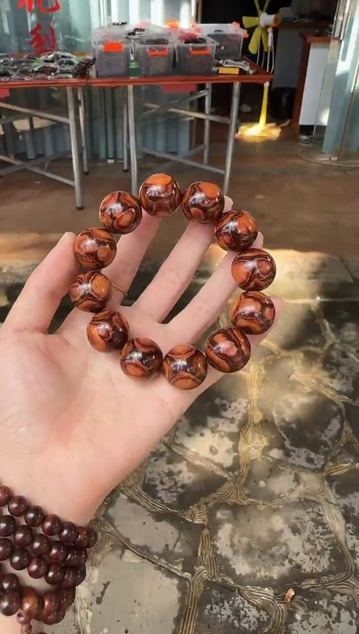 黄花梨/降香黄檀2.0X纹对眼