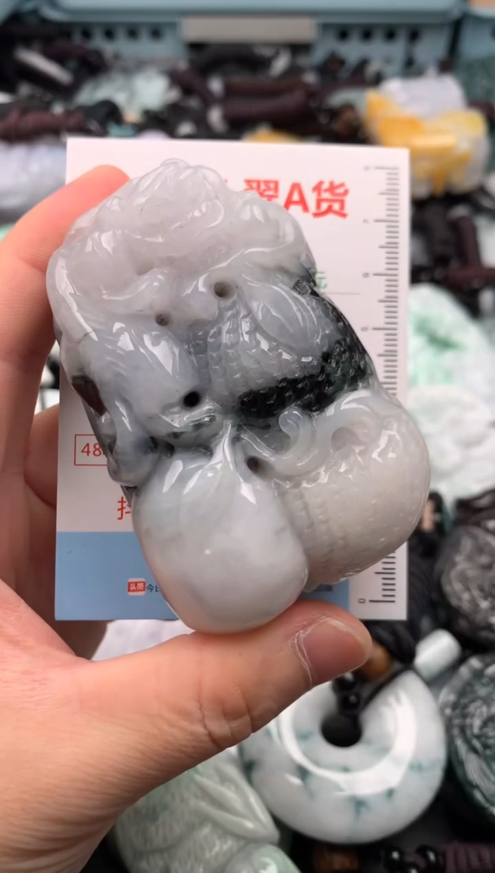 翡翠未镶嵌吊坠(不含链)1