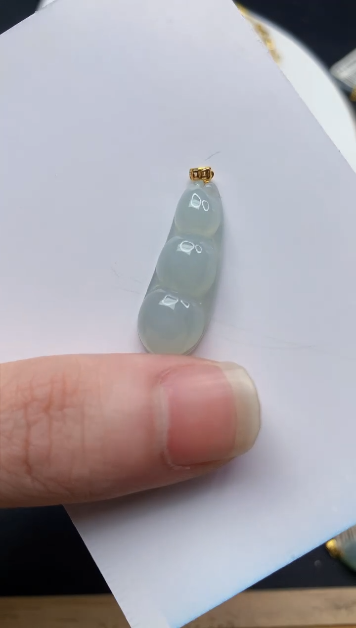 【闪购商品】翡翠颈饰18K金镶嵌15........