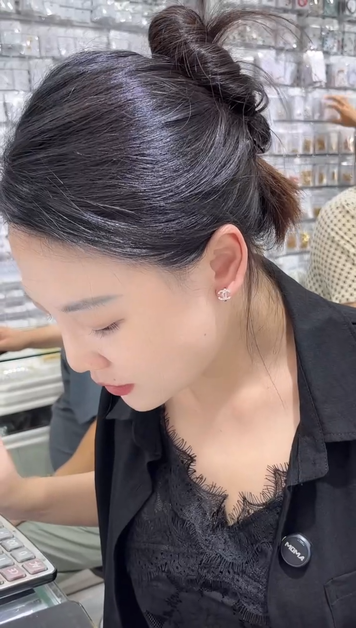 925银无箱家时尚耳钉tq