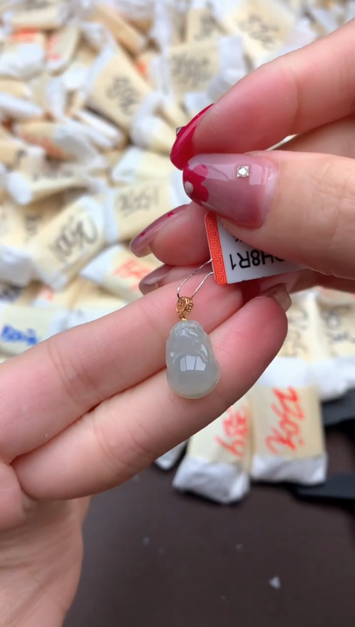 【闪购商品】翡翠挂件18K金镶嵌—  