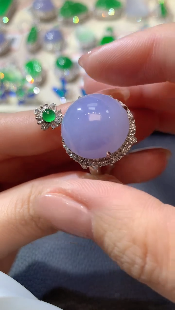 【闪购商品】翡翠吊坠(不含链)18K金镶嵌C55翡翠