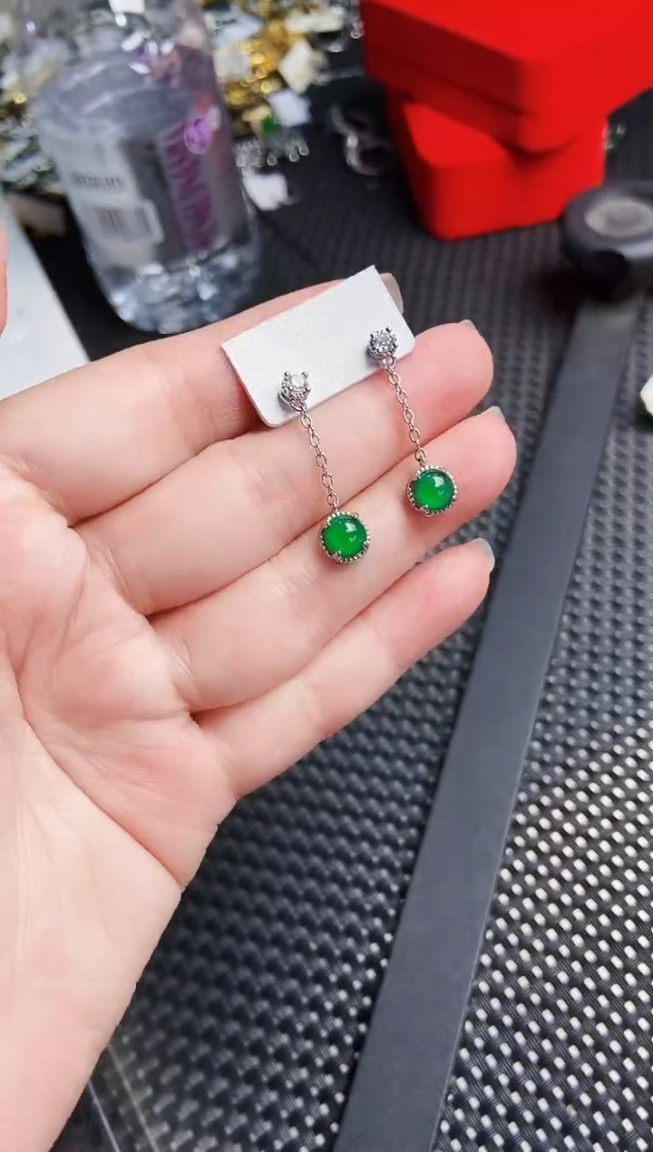 【闪购商品】翡翠耳饰未镶嵌11111111