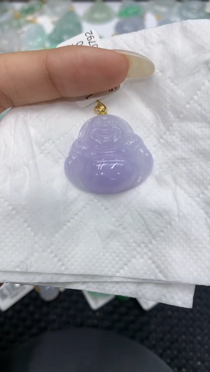 颈饰18K金镶嵌翡翠111111111111