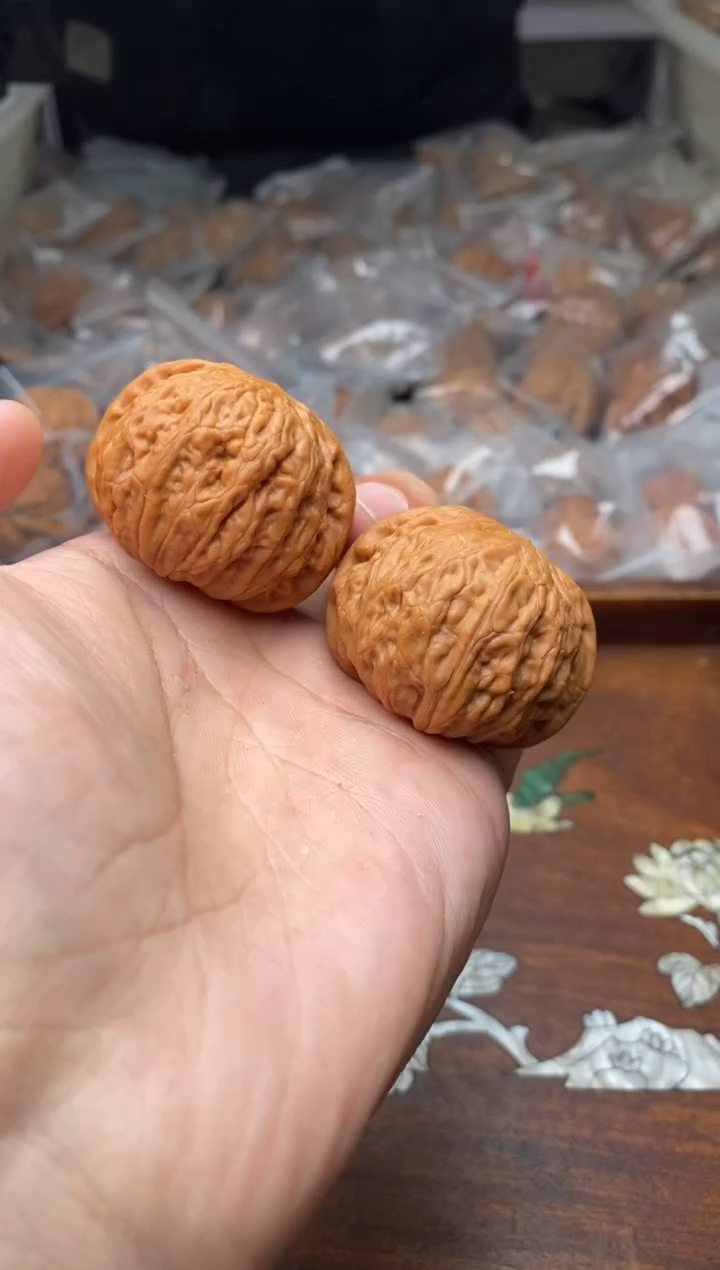 【闪购商品】文玩核桃把件A37号铁锤42尺