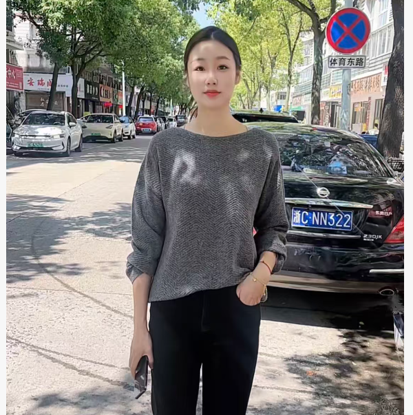 秋季新款韩系宽松圆领水波纹针织上衣