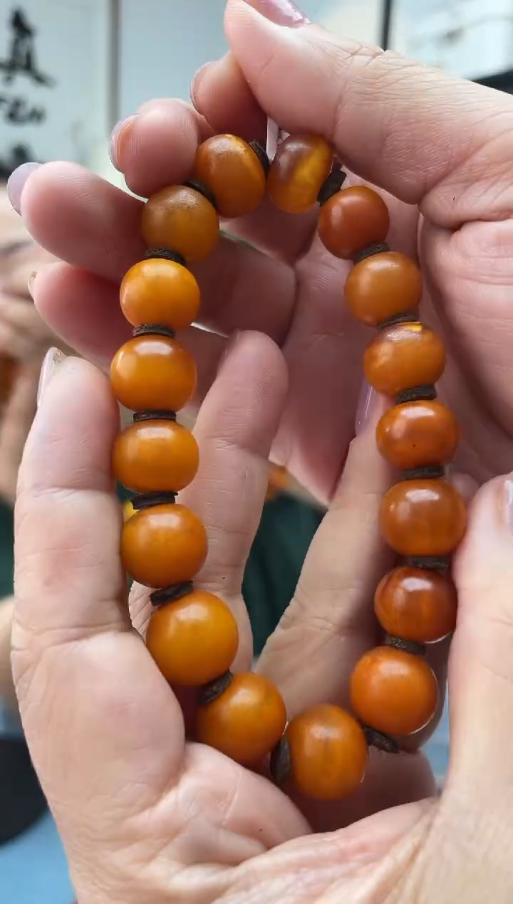 【闪购商品】未镶嵌琥珀珠宝奇石D微瑕017 12/3发一件