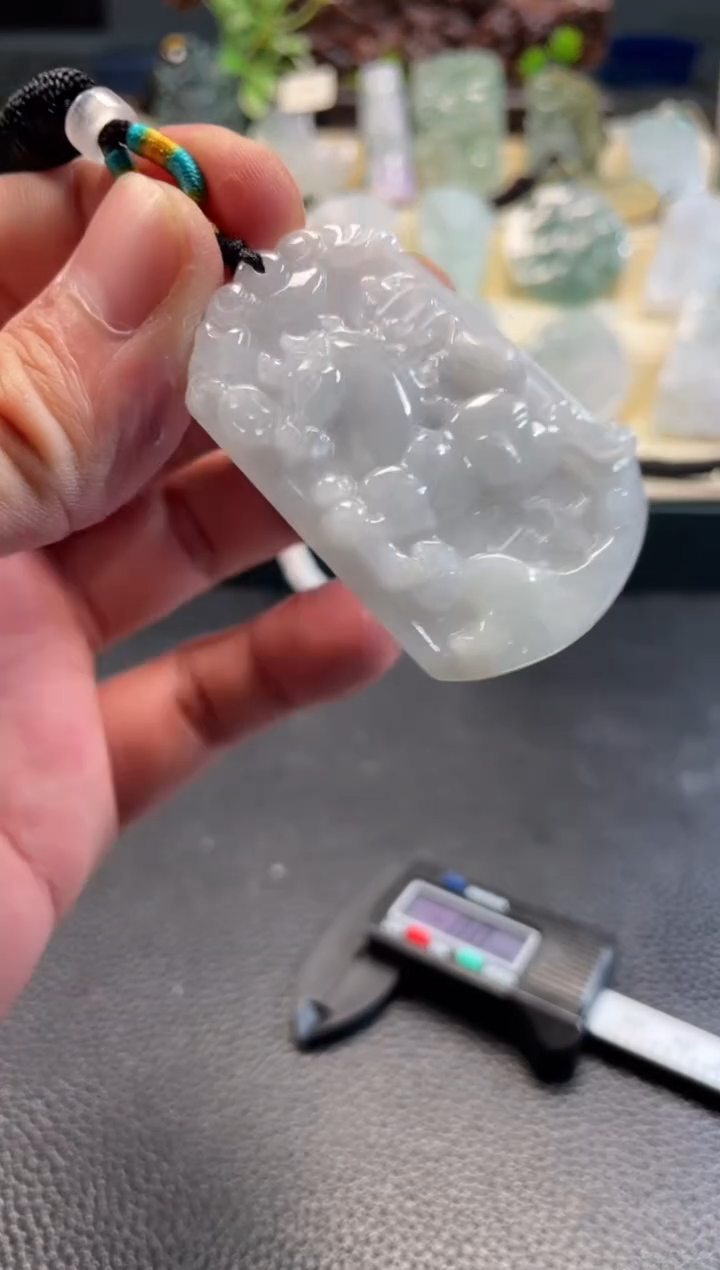 颈饰未镶嵌翡翠12/12/088