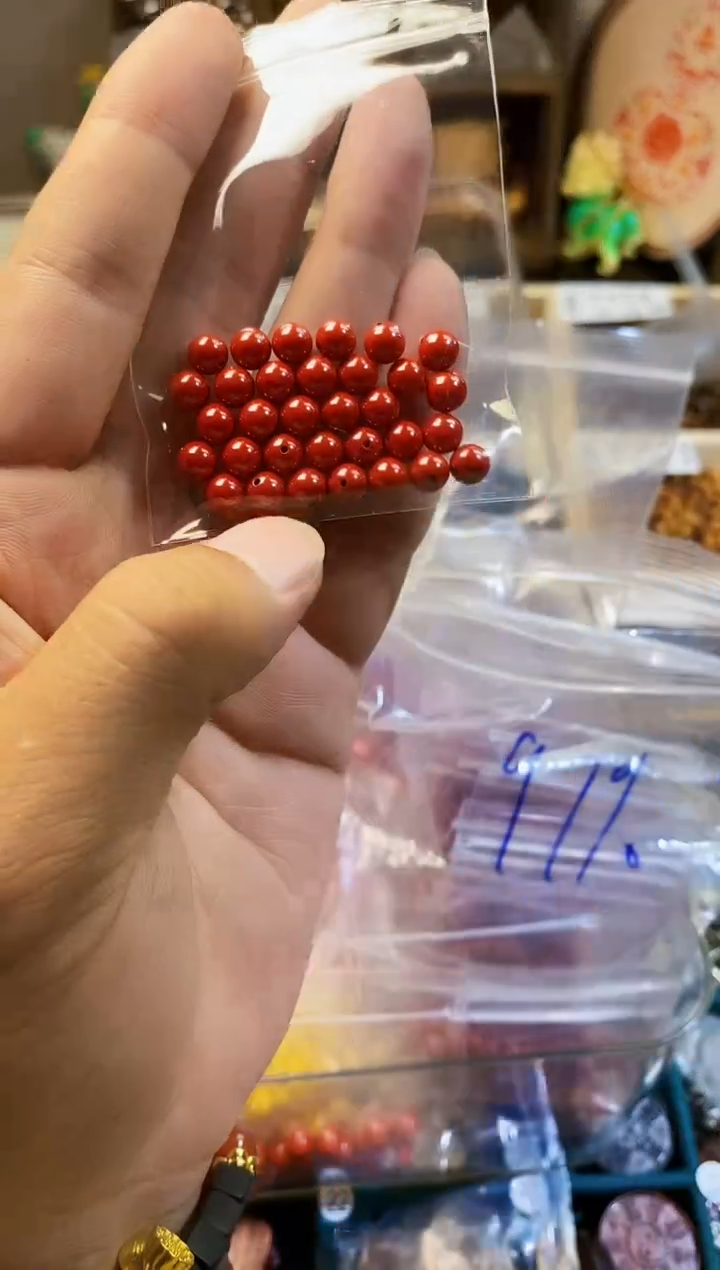 查罗石合金11卡6帝王砂32颗散珠