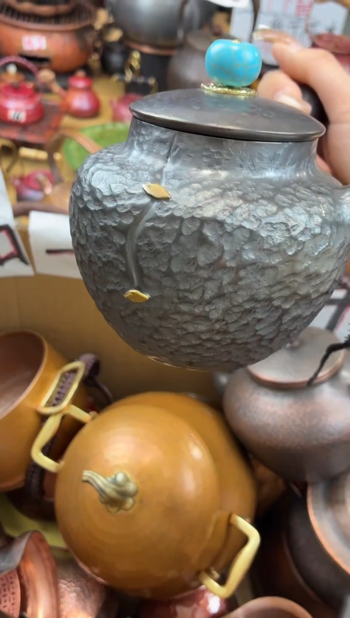 贰*弟黑石头仿绿松侧把宫灯壶  