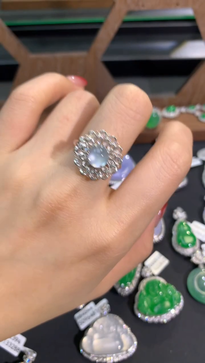 【闪购商品】翡翠吊坠(不含链)18K金镶嵌戒指