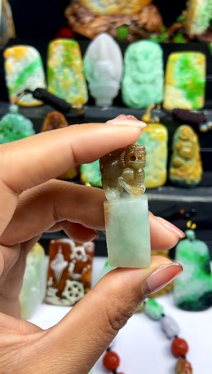 【闪购商品】定制翡翠未镶嵌翡翠A货