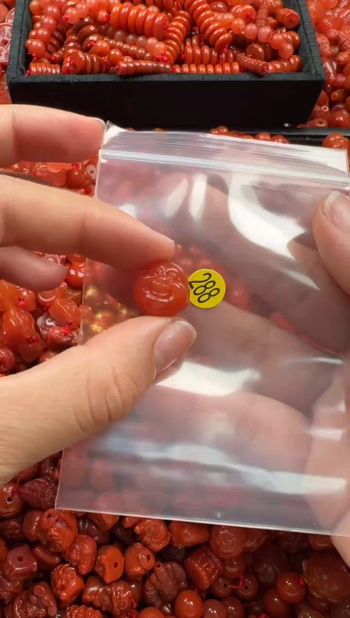 【闪购商品】南红玛瑙颈饰未镶嵌1