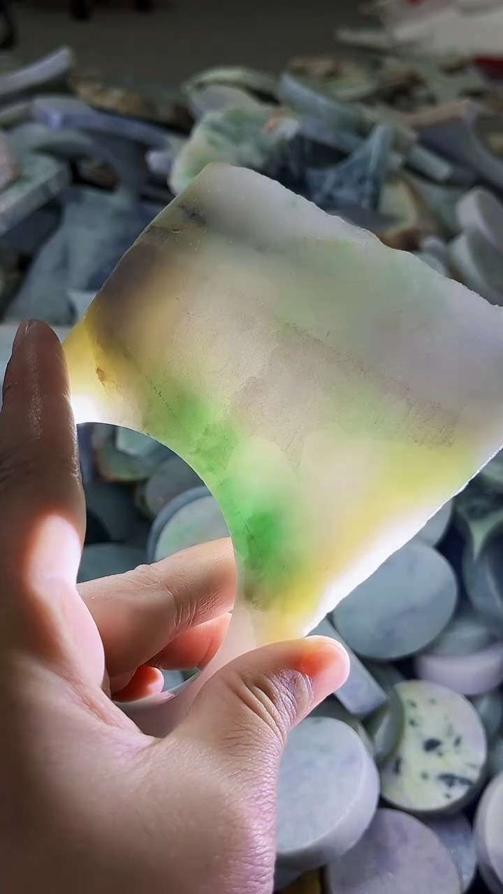 【闪购商品】翡翠挂件未镶嵌A货康壹293