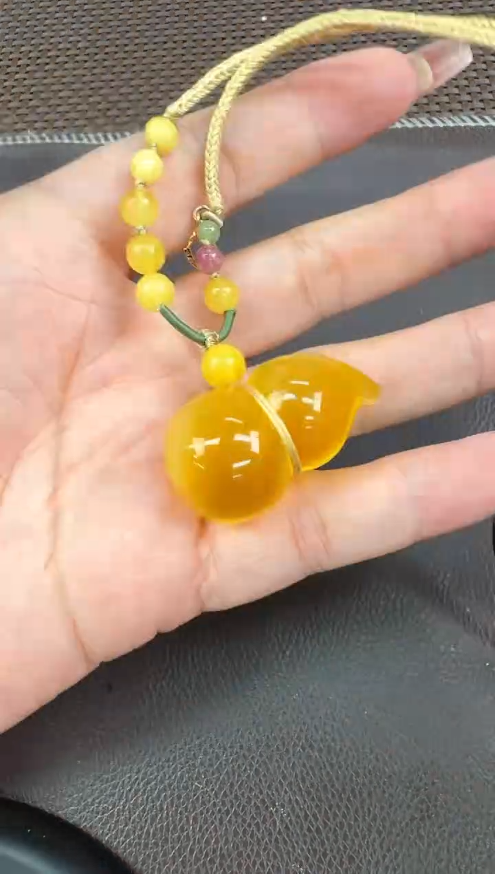 【闪购商品】琥珀裸石未镶嵌挂件