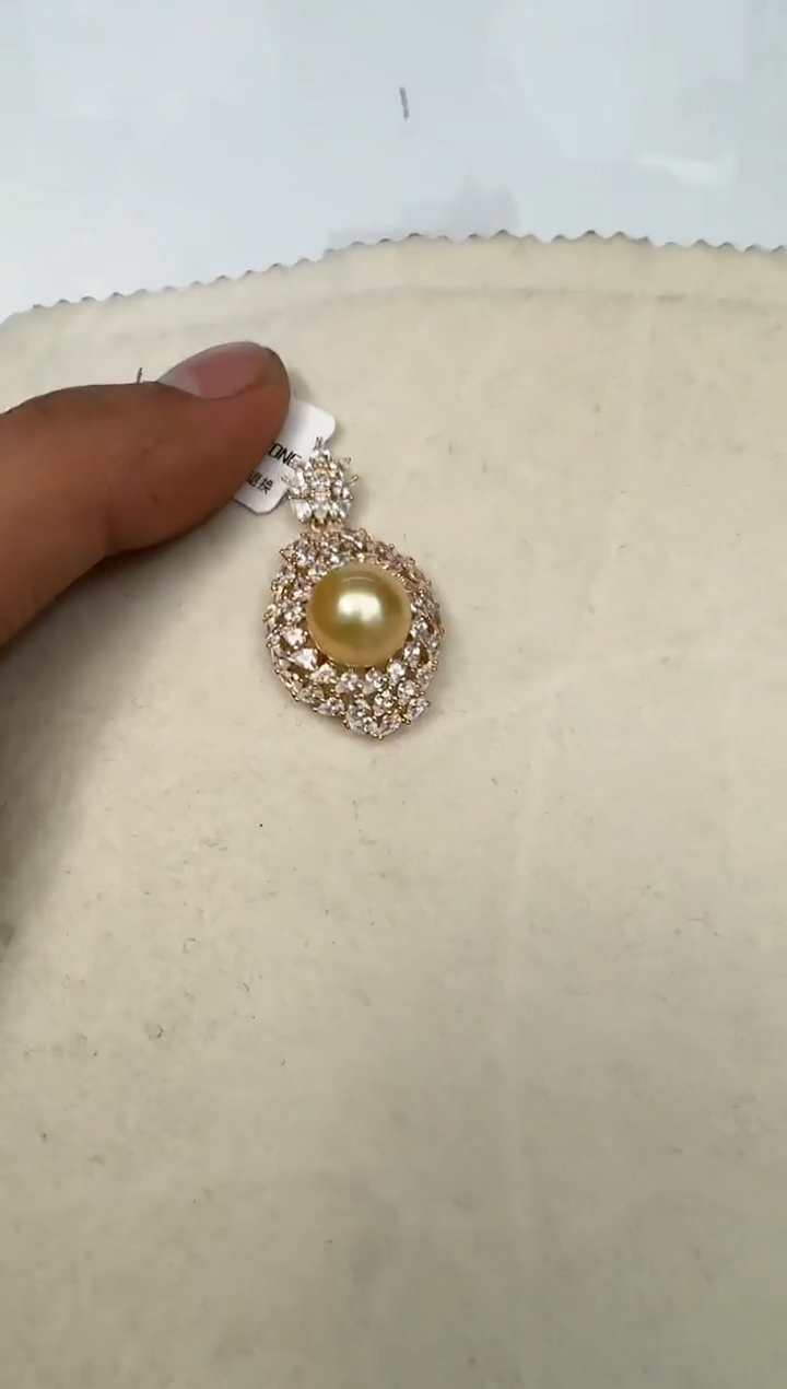 颈饰银S925镶嵌海水珍珠吊坠