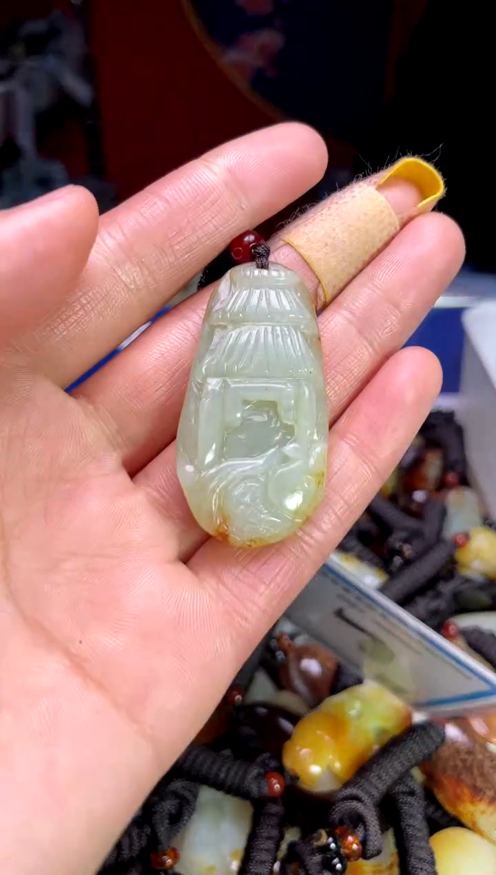 【闪购商品】和田玉颈饰未镶嵌1