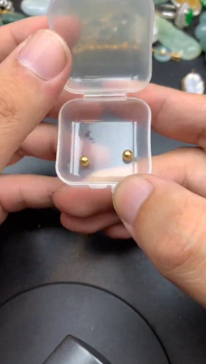 颈饰未镶嵌翡翠蔡单珠4mm