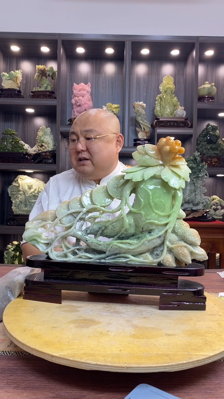 玉东***巴玉岫岩料手工雕刻摆件居家装饰送礼一物一图