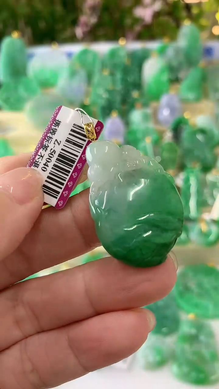 【闪购商品】翡翠吊坠(不含链)18K金镶嵌挂件