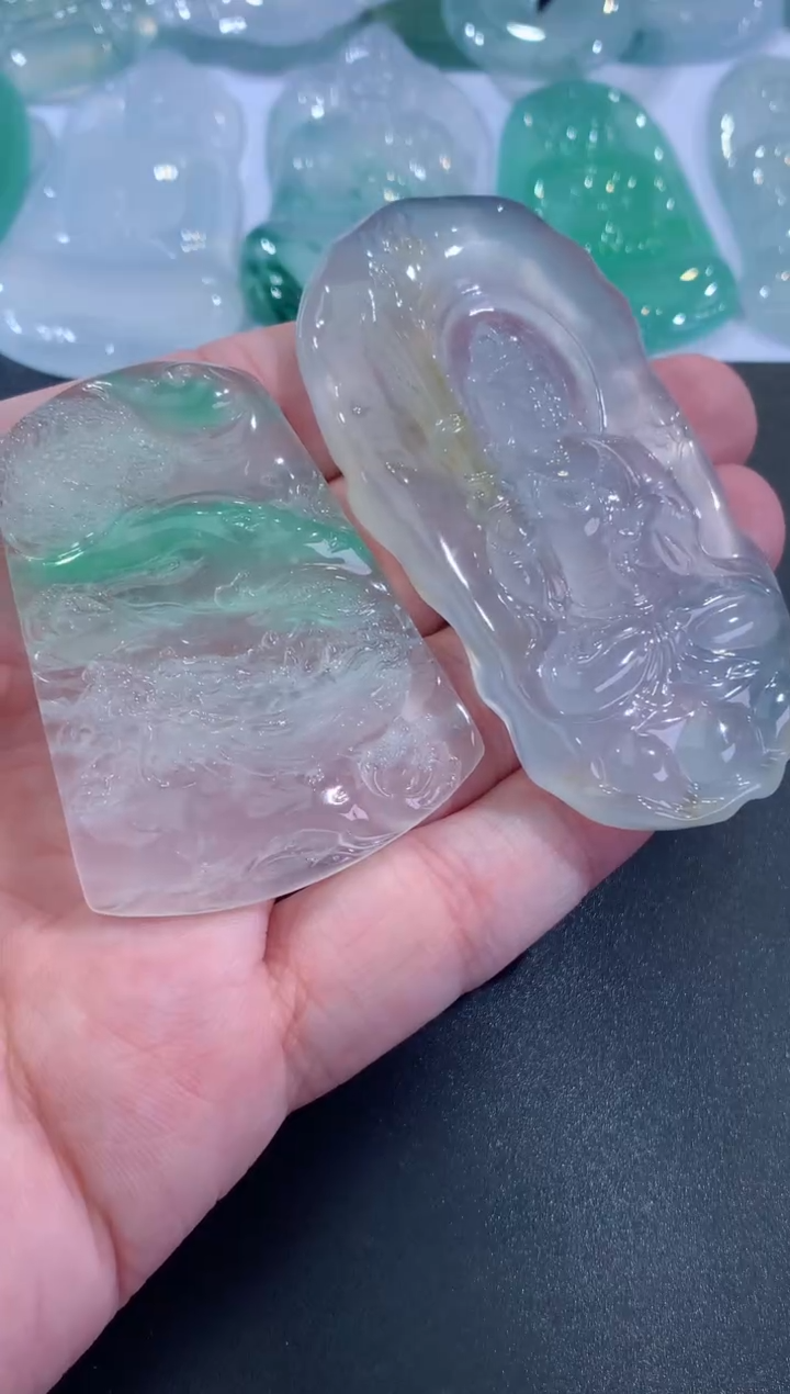 【闪购商品】翡翠未镶嵌颈饰欣赏链接