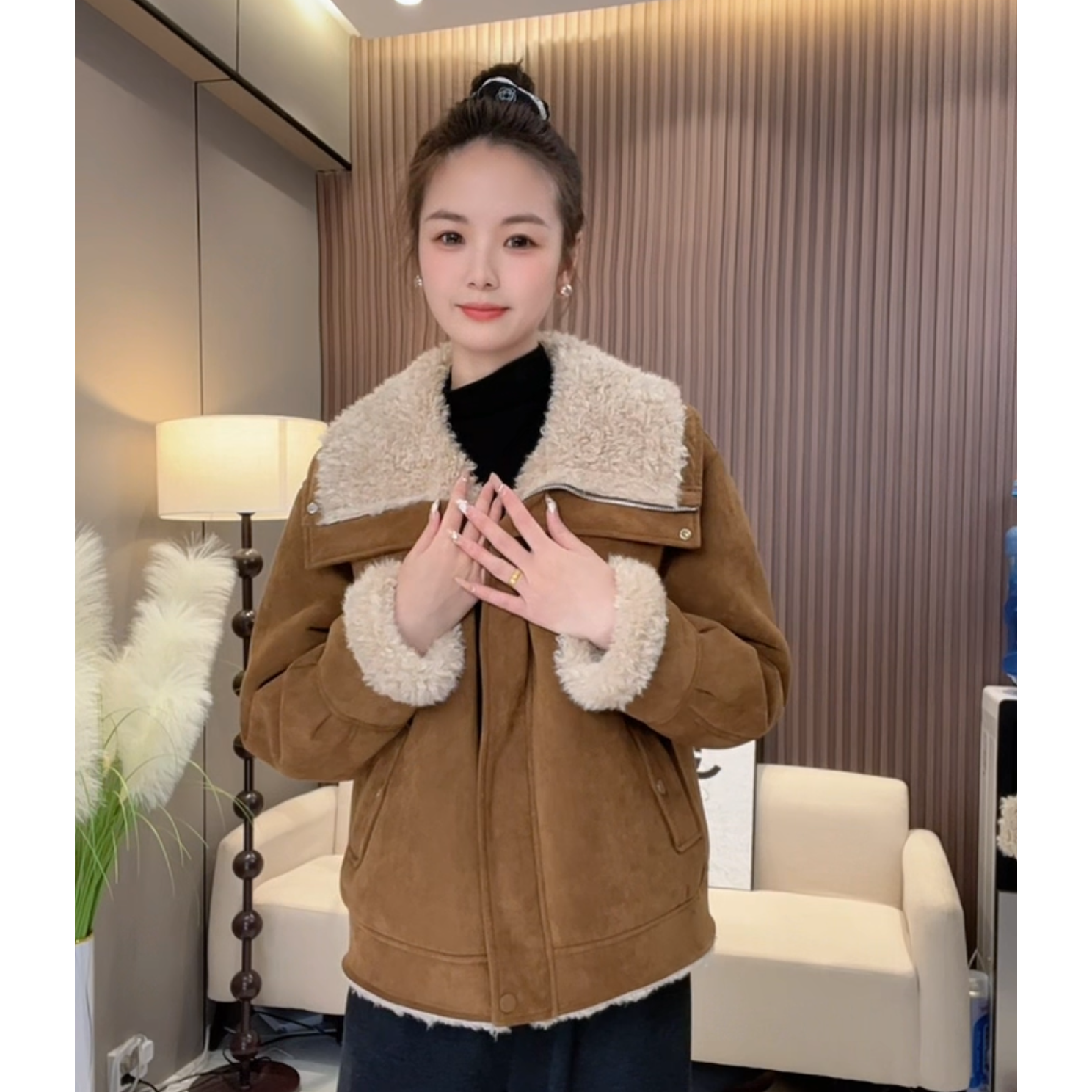 032款冬季保暖翻领美拉德风女士派克外套轻熟风
