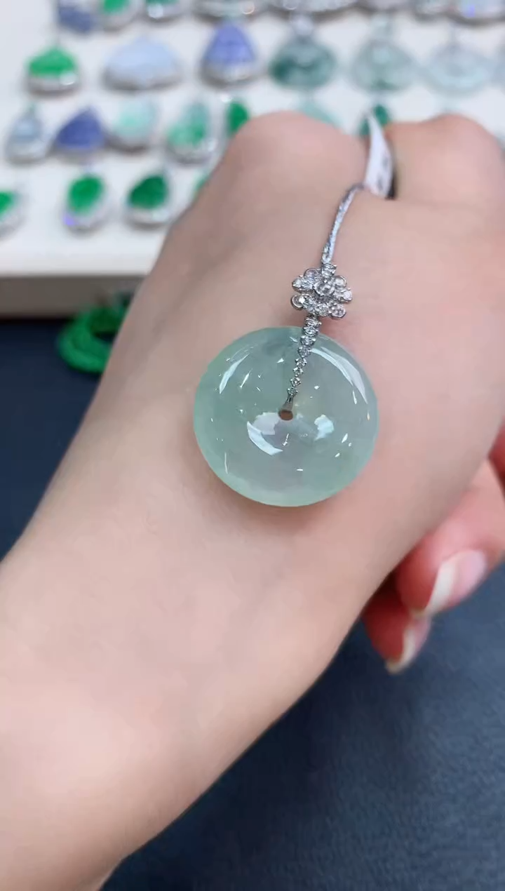 【闪购商品】翡翠吊坠(不含链)18K金镶嵌b59       