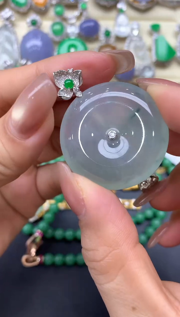 颈饰18K金镶嵌翡翠425-中国好珍宝