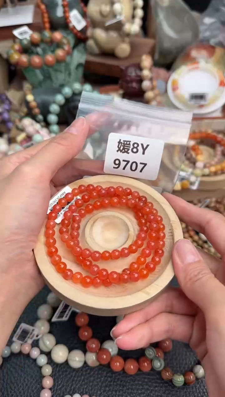 石英质玉未镶嵌手链8Y9707