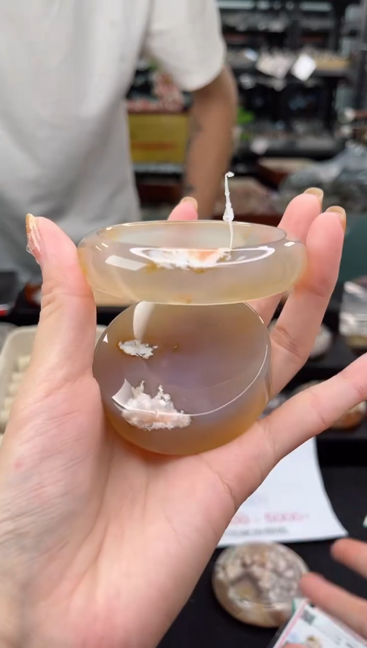 【闪购商品】石英质玉手镯未镶嵌58圈口（赠品镯心）34562534