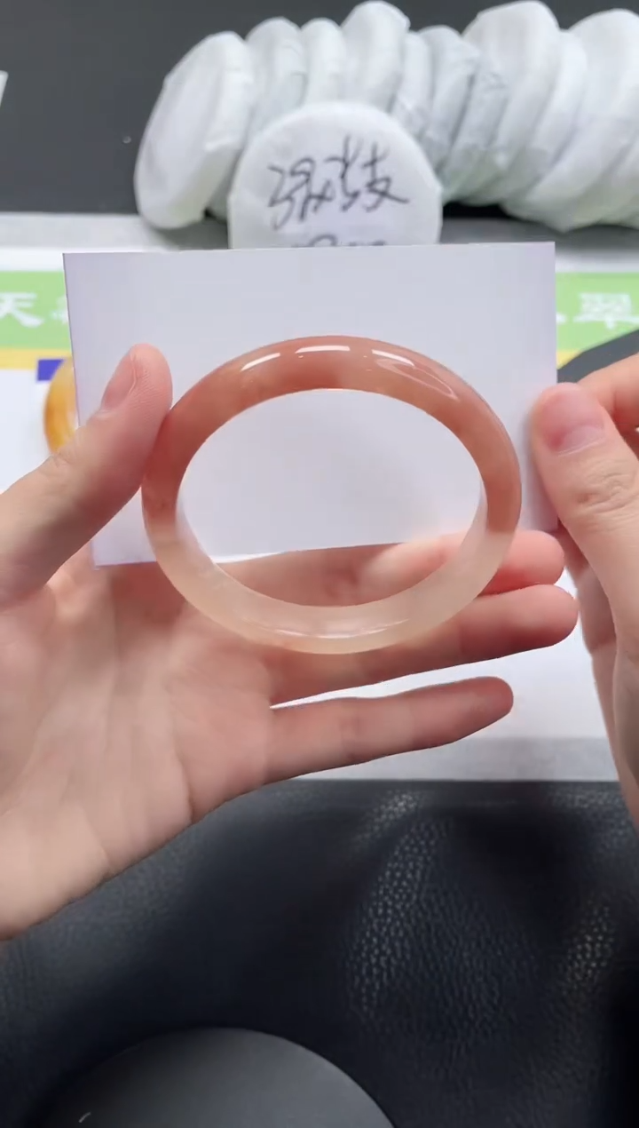 【闪购商品】石英质玉手镯未镶嵌A193-56.6