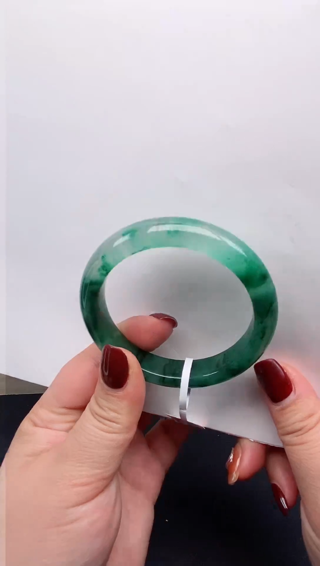 【闪购商品】石英质玉手镯未镶嵌16