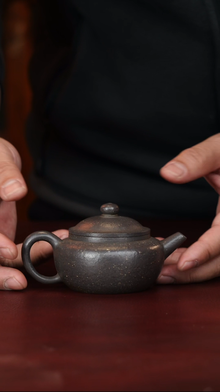 茶壶紫砂金国东--手工--