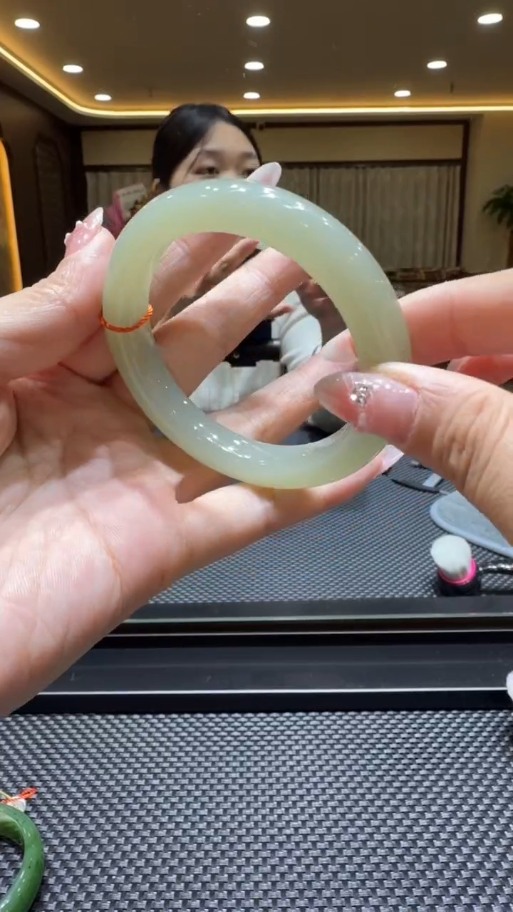 颈饰未镶嵌和田玉手镯57