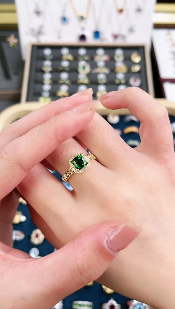 【闪购商品】透辉石戒指银S925镶嵌w852