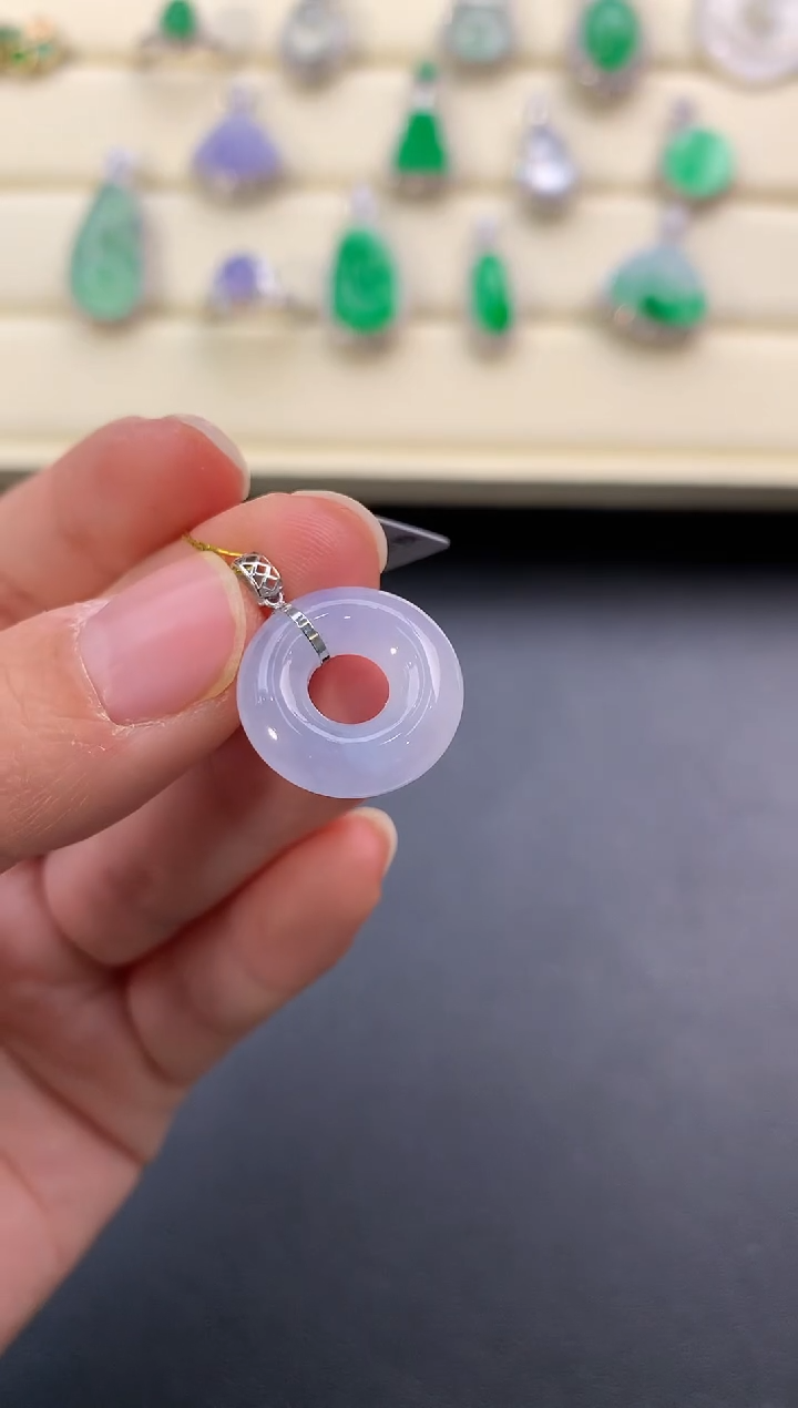 【闪购商品】翡翠颈饰18K金镶嵌W517