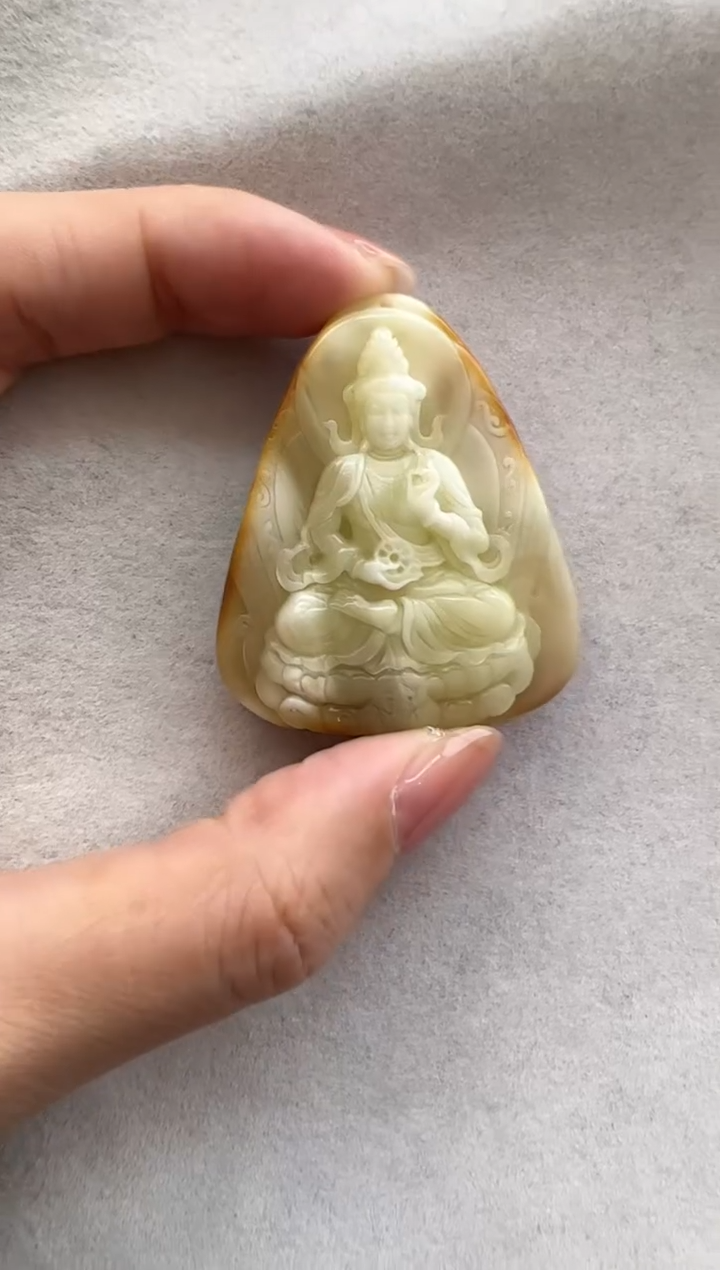 【闪购商品】琥珀裸石未镶嵌10204221-吊坠