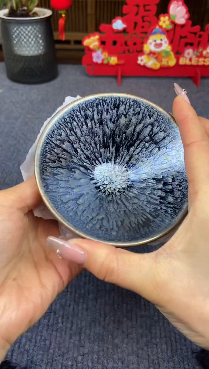 【闪购商品】粉丝福利以直播展示为主