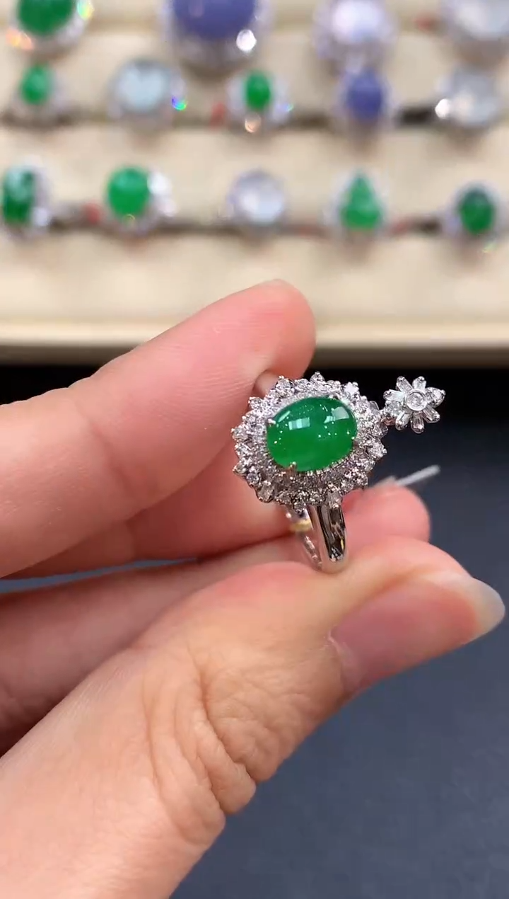 【闪购商品】翡翠戒指18K金镶嵌 B76        