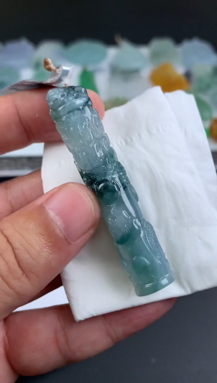 【闪购商品】定制翡翠未镶嵌龙柱