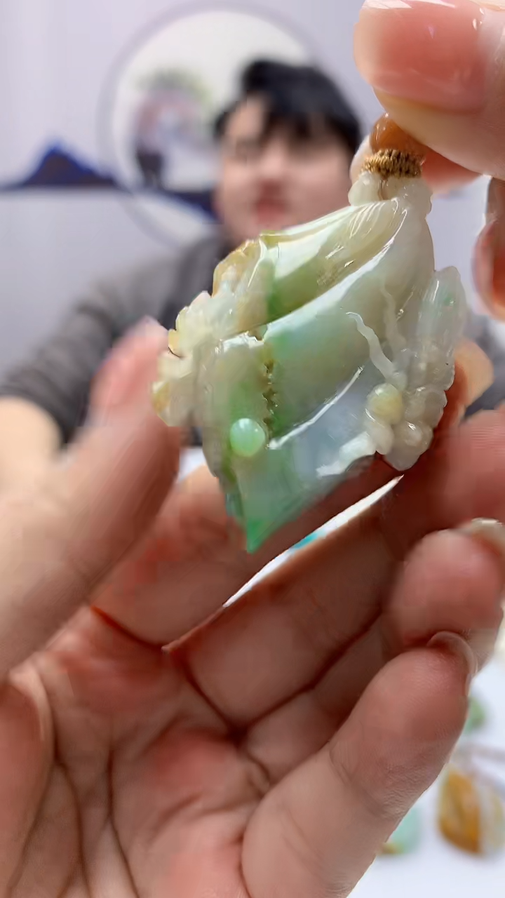 【闪购商品】定制翡翠未镶嵌5060ms-毛货51花赠珠链