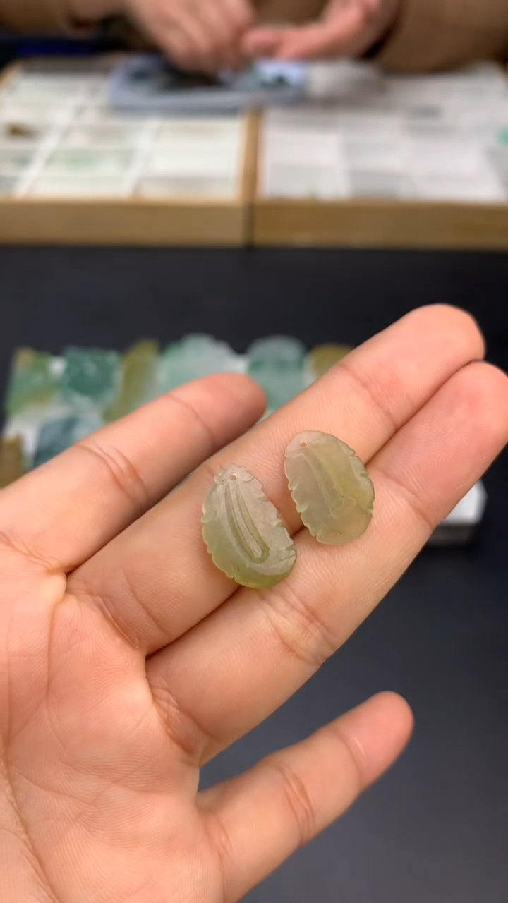 【闪购商品】定制翡翠未镶嵌         