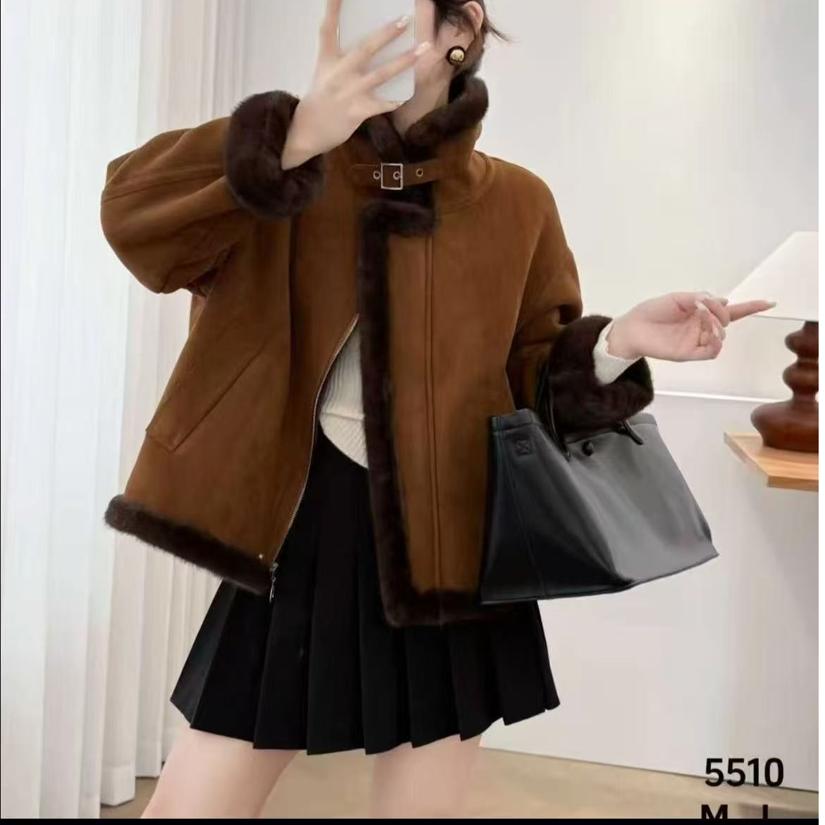 2025新款时尚皮毛一体毛外套收腰设计气质棕色宽松加绒加厚拼接