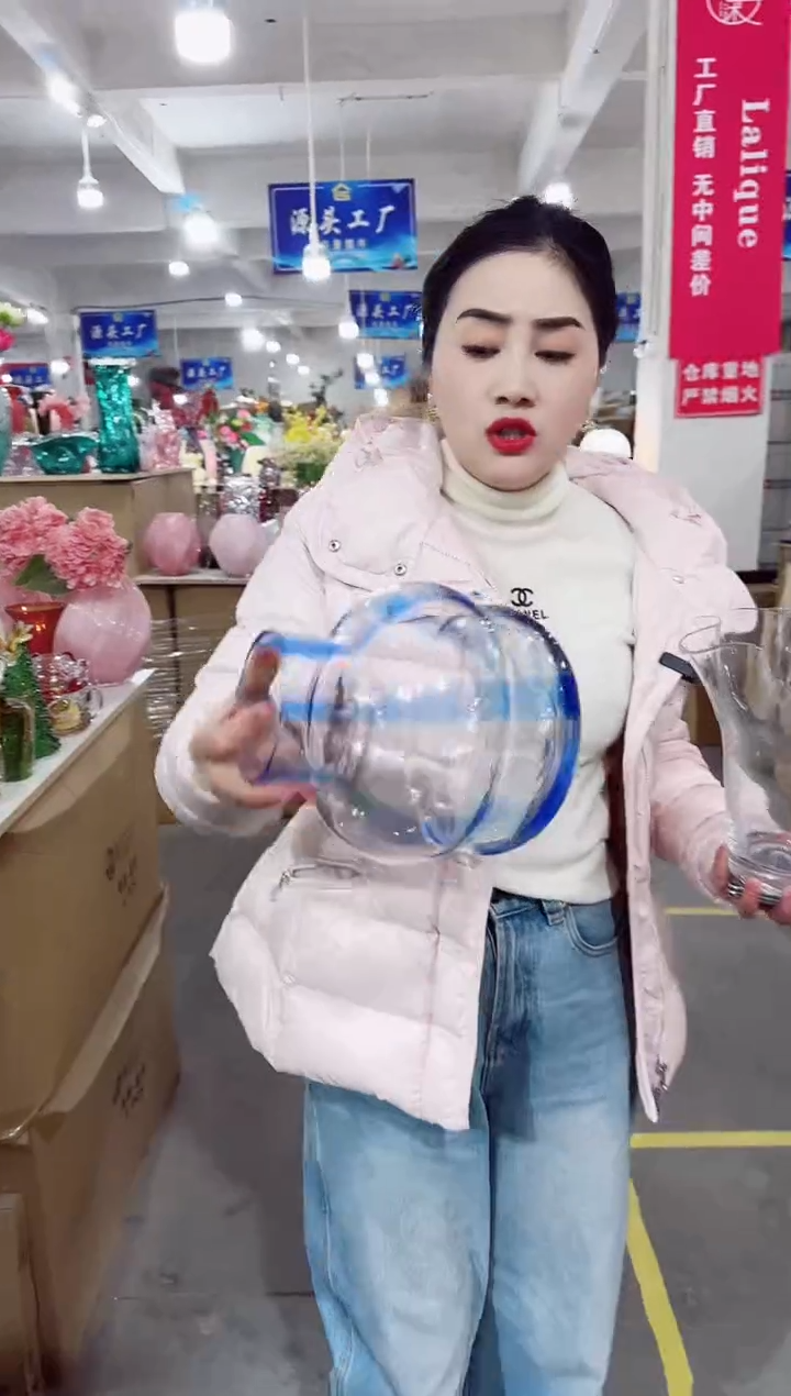 【闪购商品】玻璃安琪花瓶-微瑕--LQC8C