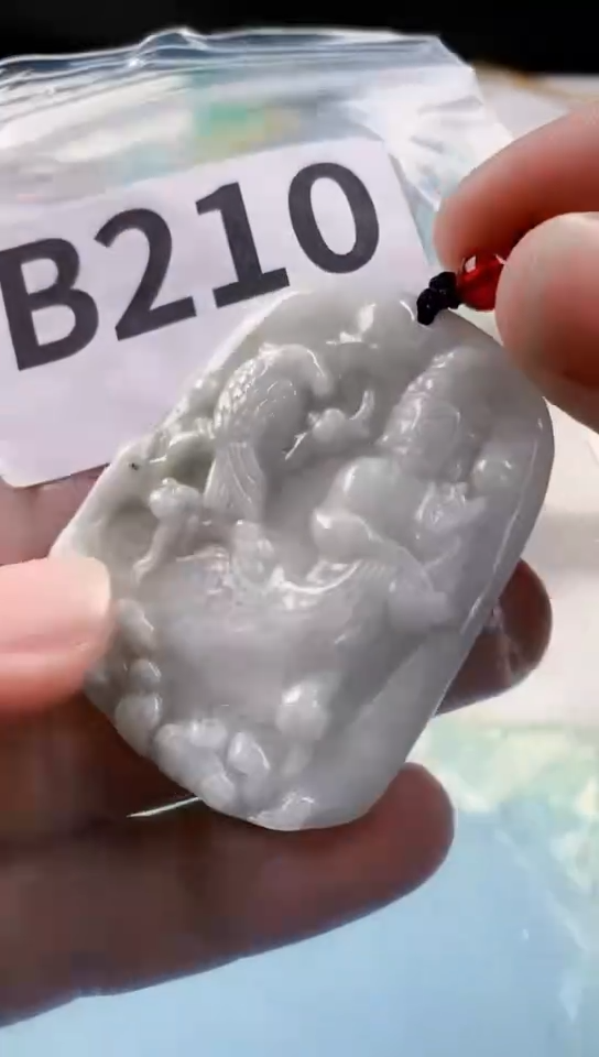 【闪购商品】翡翠颈饰未镶嵌天然翡翠吊坠挂件