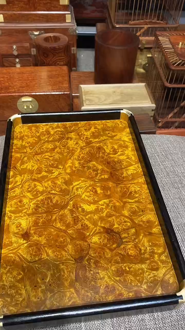 【闪购商品】香樟木木艺茶盘一个